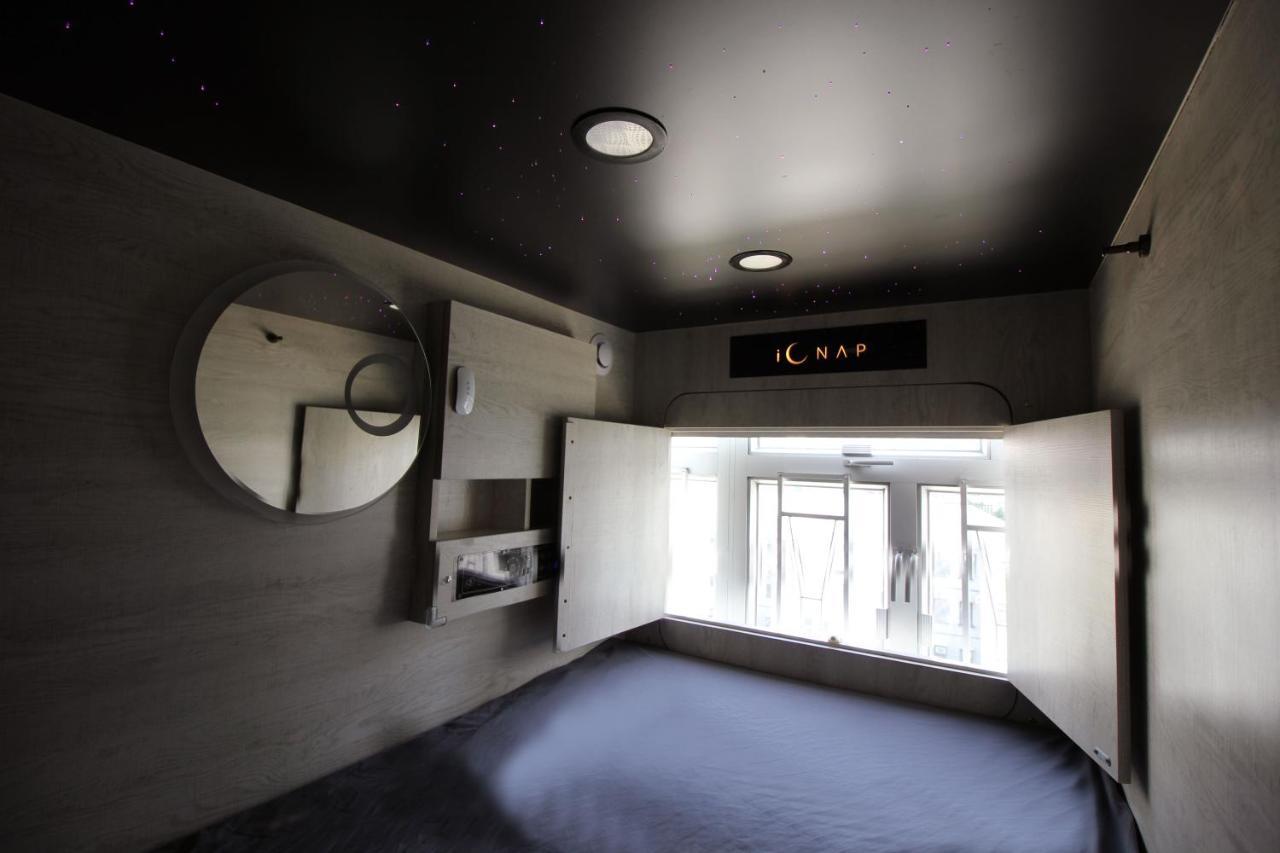 L'Etoile De Mer Mong Kok - Capsule Hotel 九龙 外观 照片